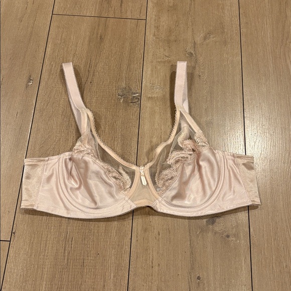 Wacoal Lace Bra Size 38B - Picture 1 of 8